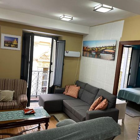 Duplex Sagasta Apartamentos-Sagasta เซบีญา ภายนอก รูปภาพ