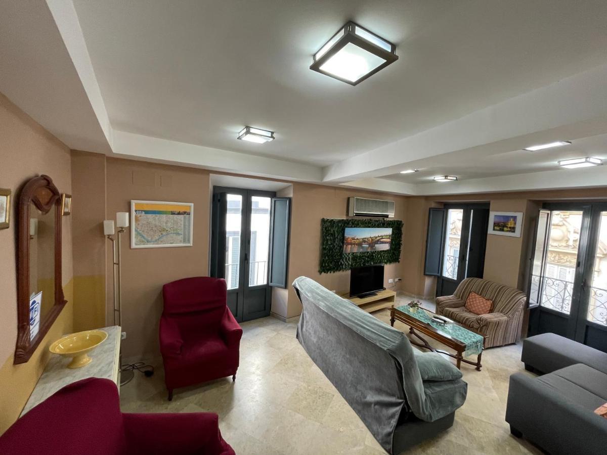 Duplex Sagasta Apartamentos-Sagasta เซบีญา ภายนอก รูปภาพ