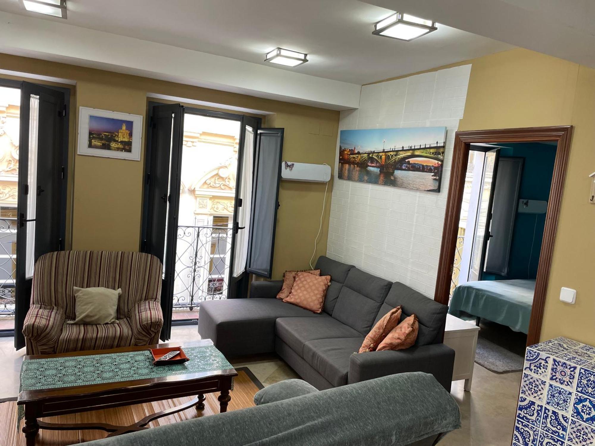 Duplex Sagasta Apartamentos-Sagasta เซบีญา ภายนอก รูปภาพ